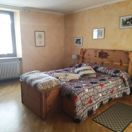 Apartamento Maison Besenval Aosta Exterior foto