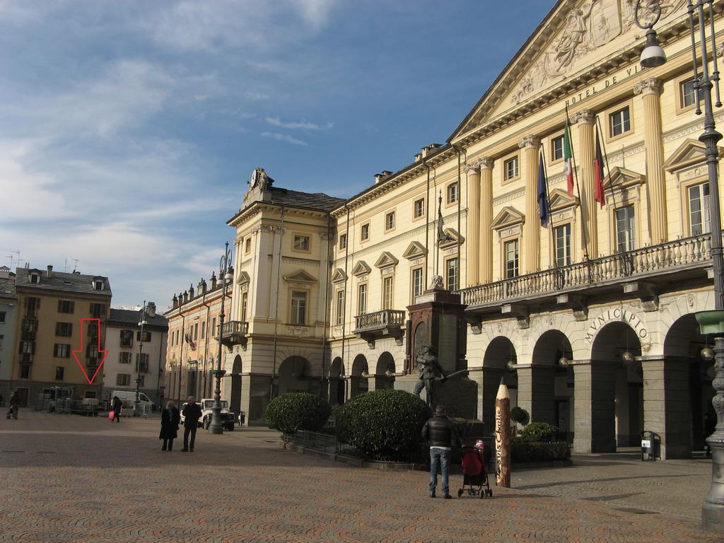 Apartamento Maison Besenval Aosta Exterior foto
