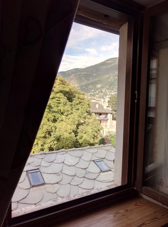 Apartamento Maison Besenval Aosta Exterior foto
